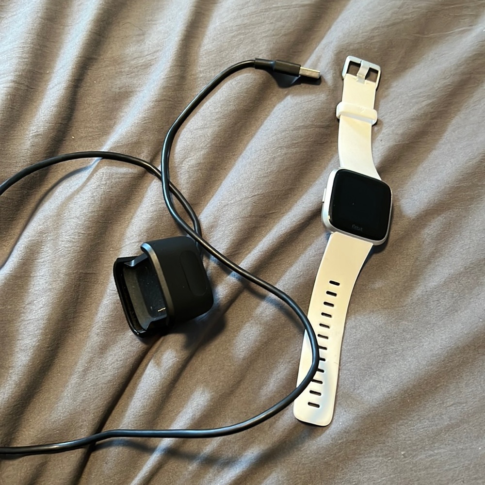 Fitbit Versa Lite